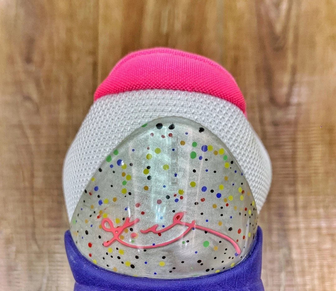 Nike Zoom Kobe 5 Protro 'Think Pink'