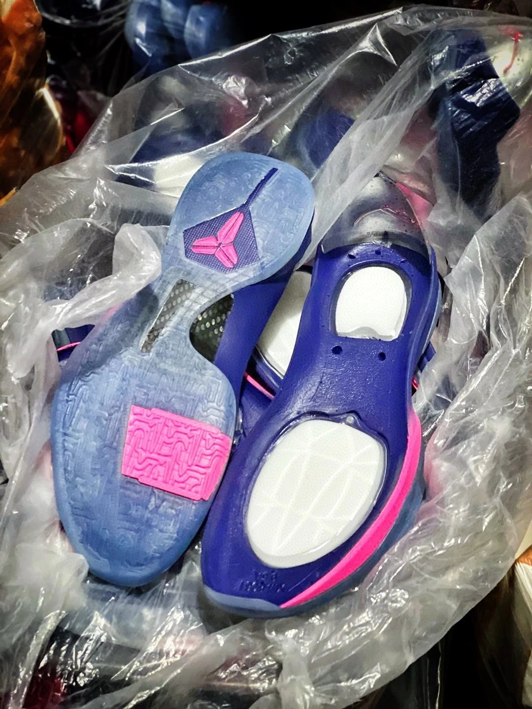 Nike Zoom Kobe 5 Protro 'Think Pink'